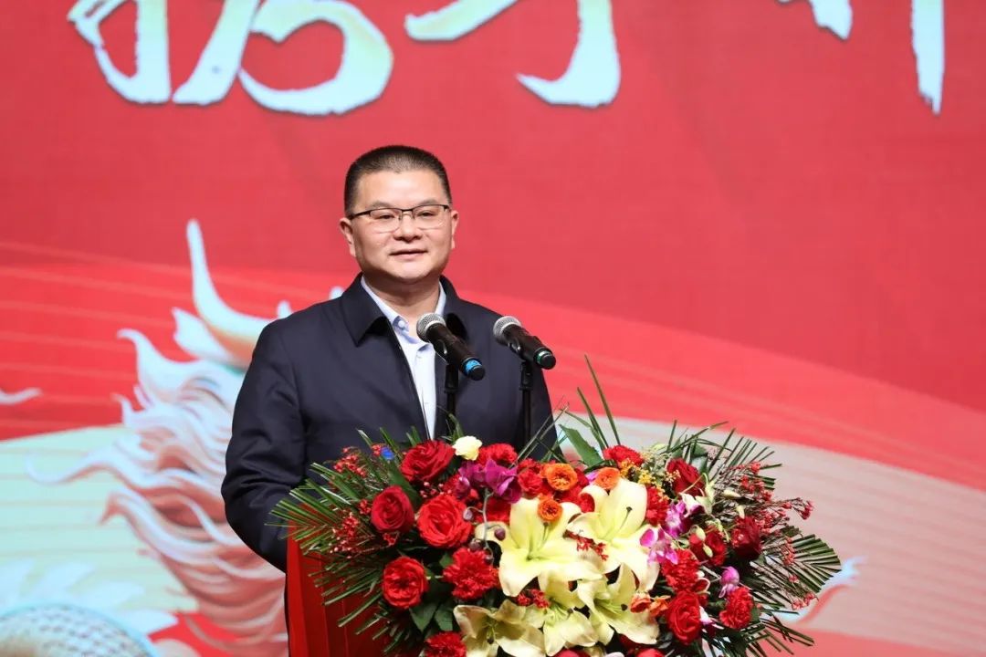 花花牛乳業(yè)30周年暨2024年客戶大會(huì)圓滿召開(kāi)! 花花牛乳業(yè)30周年暨2024年客戶大會(huì)圓滿召開(kāi)!