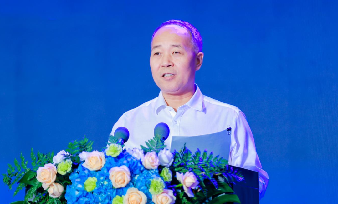 啟航新征程 點(diǎn)亮新賽道丨花花牛乳業(yè)集團(tuán)參加第十四屆中國奶業(yè)大會(huì)暨D20峰會(huì)，榮獲“中國乳制品生產(chǎn)企業(yè)現(xiàn)代化等級5A級”評定殊榮