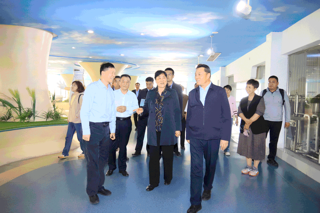 花花牛丨沈陽市人大常委會副主任曹鵬一行蒞臨花花?？疾熳? style=