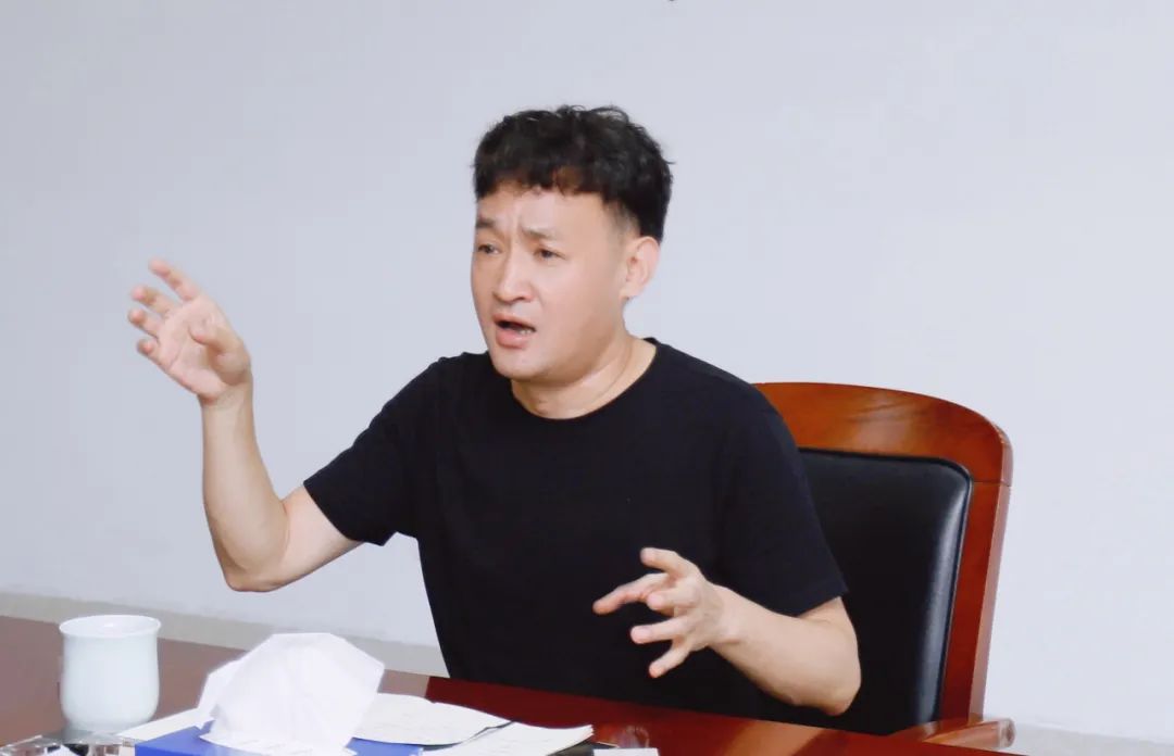 繼往開(kāi)來(lái) · 再創(chuàng)輝煌 | 花花牛乳業(yè)集團(tuán)召開(kāi)9月?tīng)I(yíng)銷(xiāo)、養(yǎng)殖及飼料月度經(jīng)營(yíng)工作會(huì)議