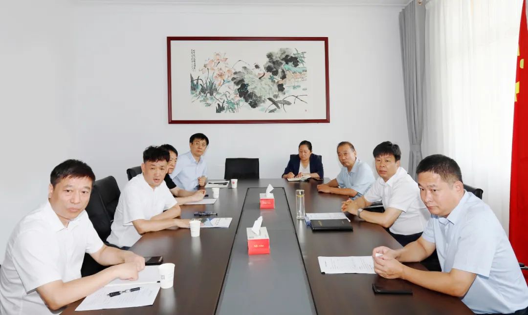 新蔡縣委書記邵奉公會(huì)見(jiàn)關(guān)曉彥董事長(zhǎng)一行 新蔡縣委書記邵奉公會(huì)見(jiàn)關(guān)曉彥董事長(zhǎng)一行