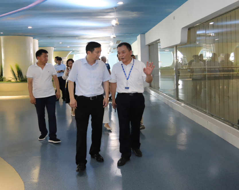 快訊|鄭州市二七區委副書記、區長虎榮鑫蒞臨河南花花牛乳業集團調研