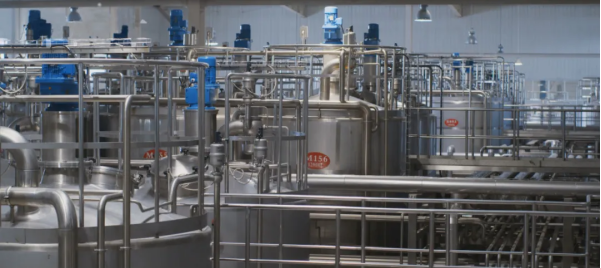 喜報 | 花花牛乳業集團被評為河南省第二批“兩業”融合試點單位 喜報 | 花花牛乳業集團被評為河南省第二批“兩業”融合試點單位