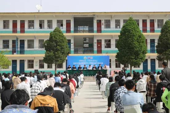 花花牛 | 花花牛乳業集團2021中國小康牛奶行動 公益助學捐贈儀式在太康縣舉行 花花牛 | 花花牛乳業集團2021中國小康牛奶行動 公益助學捐贈儀式在太康縣舉行